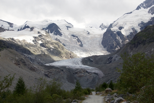 Ik ga voor een korte trip graag naar de Duitse middelgebergten, maar niets haalt het bij de échte Alpen. Morteratsch-gletsjer bij Pontresina.
